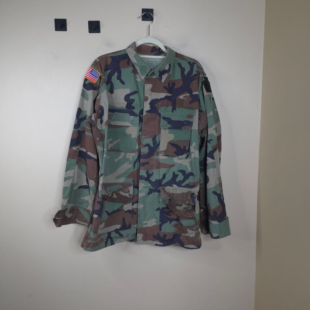 Army Hot Weather Combat Coat in Woodland Camo Size M Long